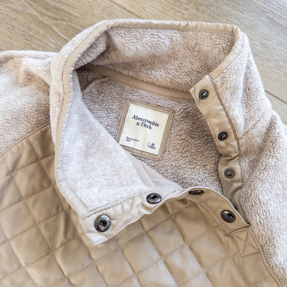 Abercrombie and Fitch Sherpa Pullover